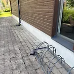 Апартаменты Bohemian Luxury With Private Sauna, Own Carparking, 3 Km From Airport Вантаа
