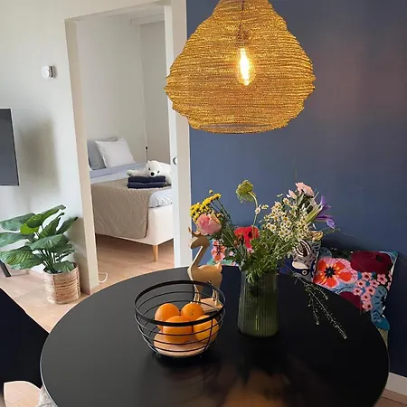Bohemian Luxury With Private Sauna, Own Carparking, 3 Km From Airport Apartmán Vantaa