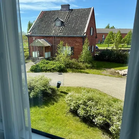 Daire Bohemian Luxury With Private Sauna, Own Carparking, 3 Km From Airport Vantaa