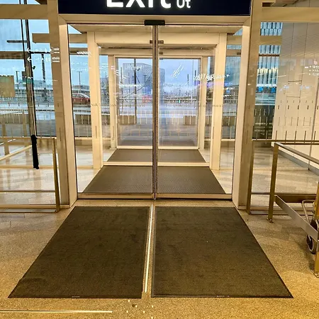 Daire Bohemian Luxury With Private Sauna, Own Carparking, 3 Km From Airport Vantaa